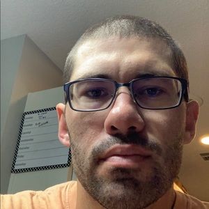 Meet your Posher, Cory